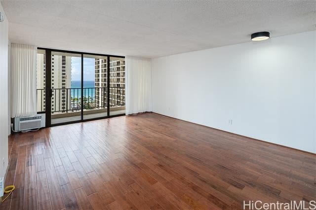 201 ?Ohua Ave in Honolulu, HI - Building Photo - Building Photo