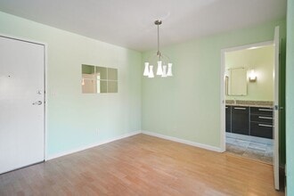 7254 Vassar Ave in Los Angeles, CA - Building Photo - Building Photo