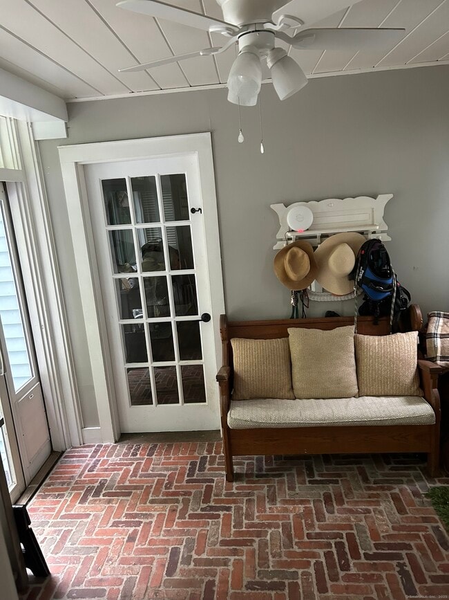 290 Hamburg Rd in Lyme, CT - Building Photo - Building Photo