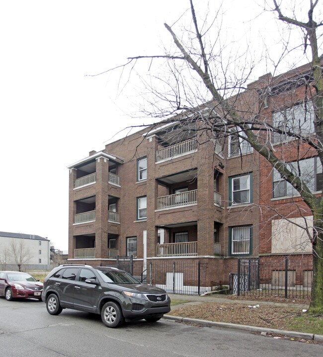 5844-5846 S Calumet Ave in Chicago, IL - Foto de edificio - Other