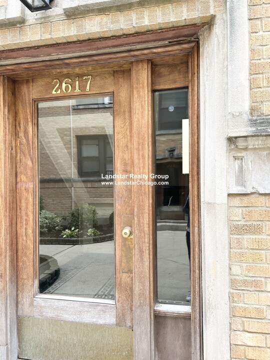 2617 N Spaulding Ave in Chicago, IL - Building Photo