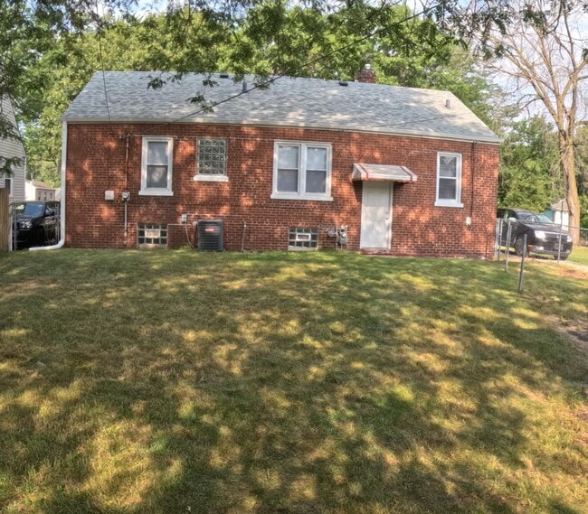 6637 Delaware Ave in Hammond, IN - Building Photo - Building Photo