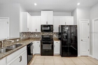 10976 Verawood Dr in Riverview, FL - Building Photo - Building Photo