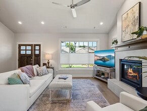 3952 Arizona Dr in Medford, OR - Building Photo - Building Photo