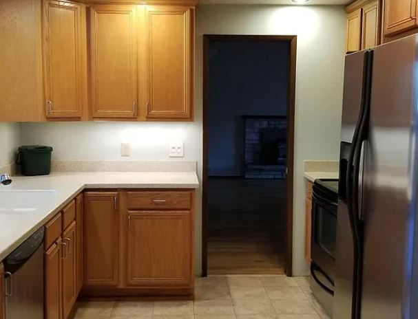 3517 Canterbury Ln in Kent, WA - Building Photo - Building Photo