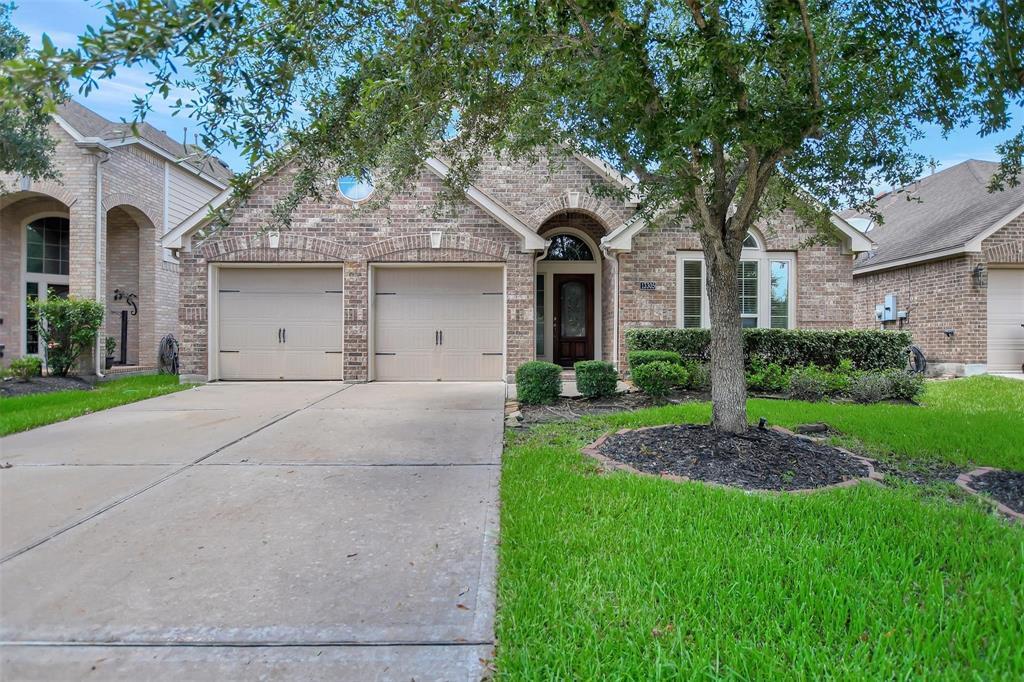 13305 Highland Lake Ln in Pearland, TX - Building Photo