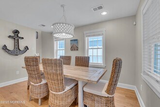 196 3rd Ave in Manasquan, NJ - Building Photo - Building Photo