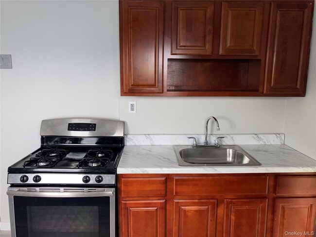 84-32 109th Ave in Queens, NY - Building Photo - Building Photo