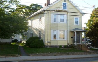 117 Prospect St in Waltham, MA - Building Photo - Building Photo