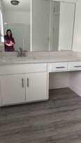 18200 Killion St in Los Angeles, CA - Building Photo