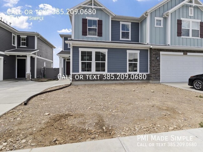 property at 4935 N Willowbank Dr
