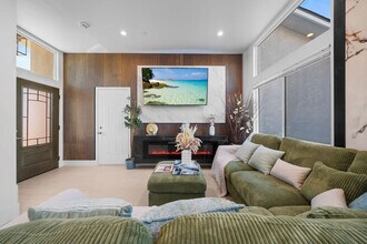 1219 Denver Ln in El Cajon, CA - Building Photo - Building Photo