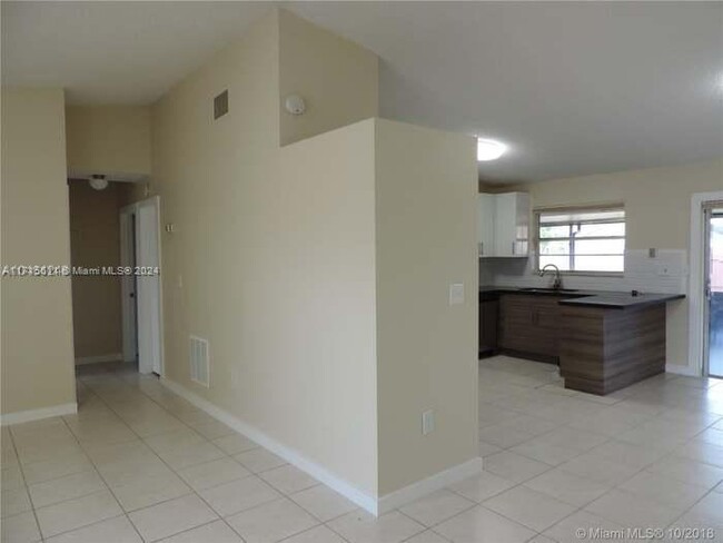 14807 SW 84th Terrace in Miami, FL - Building Photo - Building Photo