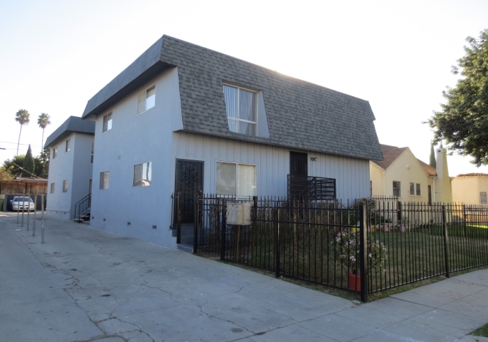 1518 W 84th St in Los Angeles, CA - Building Photo