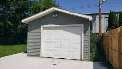 1581 Garfield St in Ferndale, MI - Building Photo - Building Photo