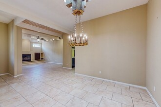 11024 Malaguena Ln NE in Albuquerque, NM - Building Photo - Building Photo