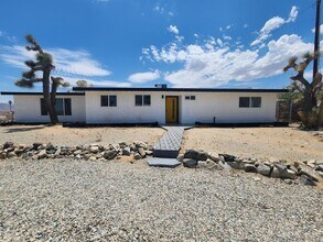 73423 Desert Trail Dr in Twentynine Palms, CA - Building Photo - Building Photo