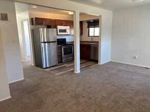 1138 S Wisconsin Ave, Unit #4 in Casper, WY - Foto de edificio - Building Photo