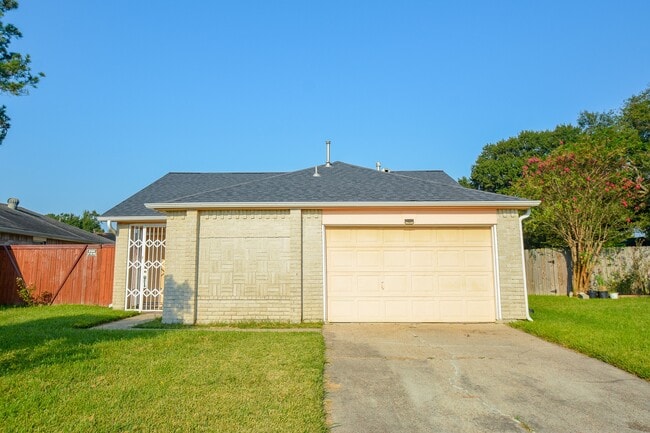 8607 Crystal Cove Ct in Houston, TX - Building Photo - Building Photo