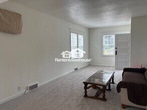 60 Grove St in St. Paul, MN - Building Photo - Building Photo