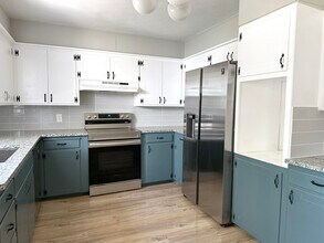 2009 43rd St in Lubbock, TX - Building Photo - Building Photo