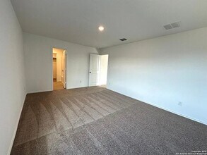 5451 Calton Bnd in San Antonio, TX - Building Photo - Building Photo
