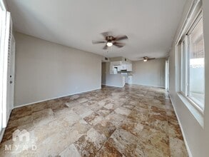 821 Joan D Arc Ave in Phoenix, AZ - Building Photo - Building Photo