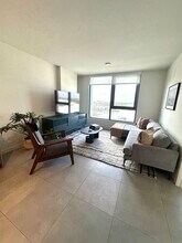 287 NW 31st St, Unit A8 in Miami, FL - Building Photo - Building Photo