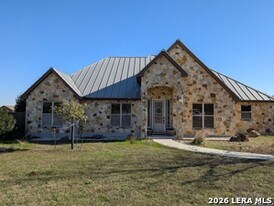 2264 Granada Hills in New Braunfels, TX - Building Photo