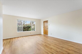 1501 Verdi St in Alameda, CA - Building Photo - Building Photo