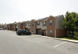 Chestnut Pointe in Harrisburg, PA - Foto de edificio - Building Photo