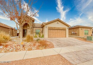 14653 Christian Castle in El Paso, TX - Building Photo - Building Photo