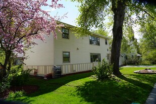 2000 S Black Ave, Unit 2000 S. Black Avenue in Bozeman, MT - Building Photo