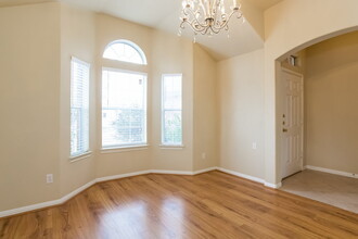 10935 Sharon Cir in Montgomery, TX - Building Photo - Building Photo