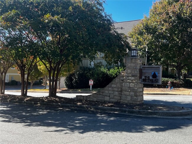 property at 101 West Ln