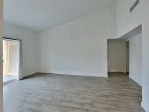828 S Langley Ave in Tucson, AZ - Foto de edificio - Building Photo