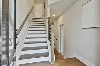 2549 Astaire Ct NW in Atlanta, GA - Building Photo - Building Photo