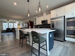 7312 Mountaineer Dr in Alexandria, VA - Building Photo - Building Photo