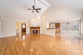 15214 Park Estates Ln in Houston, TX - Building Photo - Building Photo