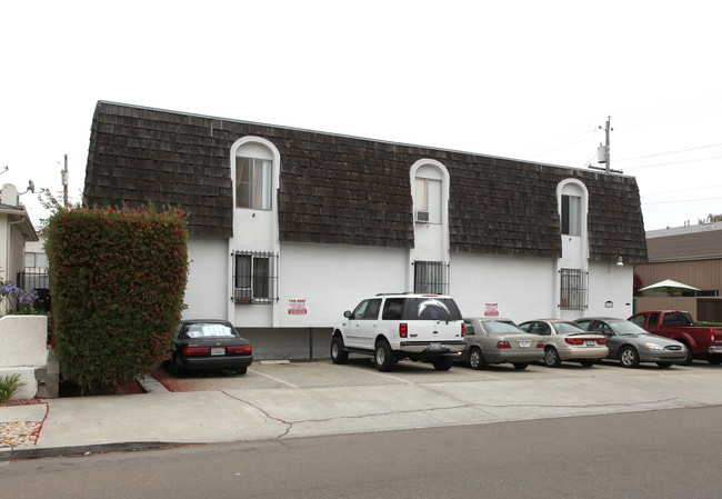 Felton Street Apartments in San Diego, CA - Building Photo - Building Photo