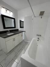 Dream Lofts in Glendale, CA - Building Photo - Interior Photo