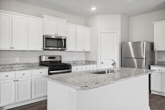 21632 Lotus Elm St in Magnolia, TX - Building Photo - Building Photo