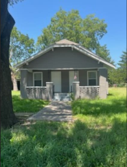 property at 307 E Cherokee St