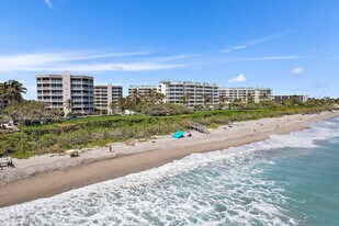 1660 Jimmy Buffett Mem Hwy in Jupiter, FL - Building Photo