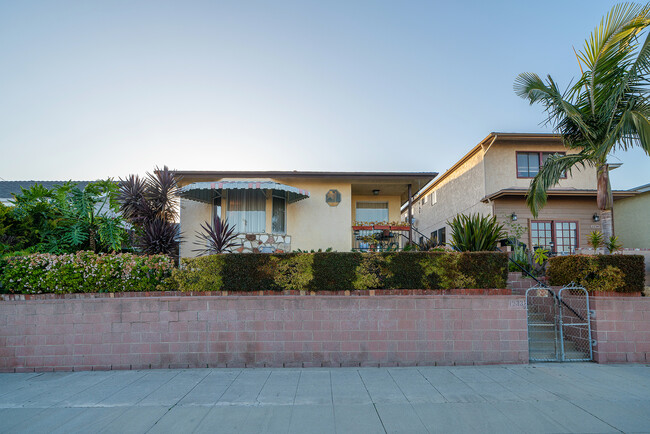 1233 1/2 S Meyler St in San Pedro, CA - Building Photo - Primary Photo