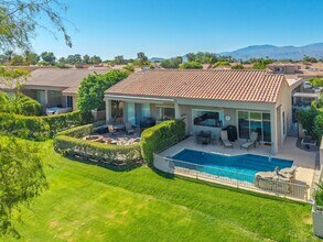 38 Pine Valley Dr in Rancho Mirage, CA - Building Photo - Building Photo
