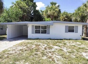 6731 Sandra Dr in Port Richey, FL - Building Photo