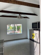 1005 Cortez St-Unit -B in Coral Gables, FL - Building Photo - Building Photo