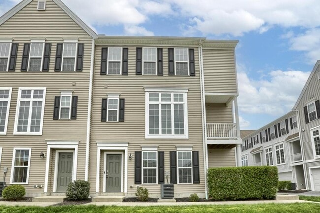 3030 Meridian Cmns in Mechanicsburg, PA - Building Photo - Building Photo