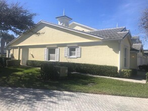 601 Mariner Bay Blvd in Fort Pierce, FL - Foto de edificio - Building Photo